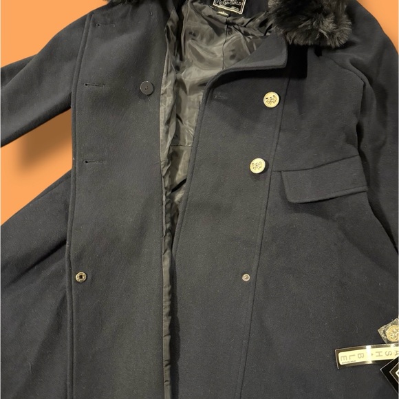 NWT Stylish Navy Kids (or women’s) Princess Coat with Faux Fur Collar - Picture 4 of 8